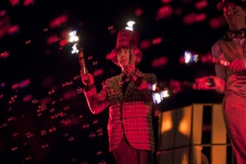 Alicja w krainie ognia